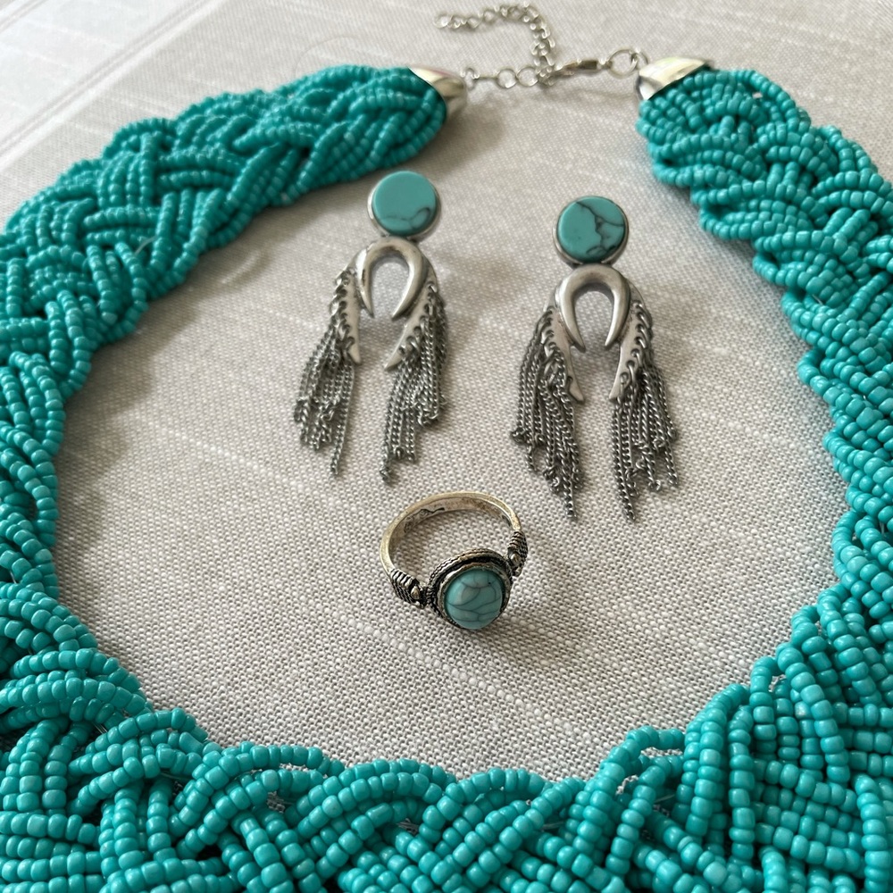 Turquoise Jewelry Set - Picture 2 of 6